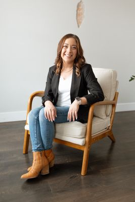 Portrait of Sandy Hansen, REALTOR®, ABR